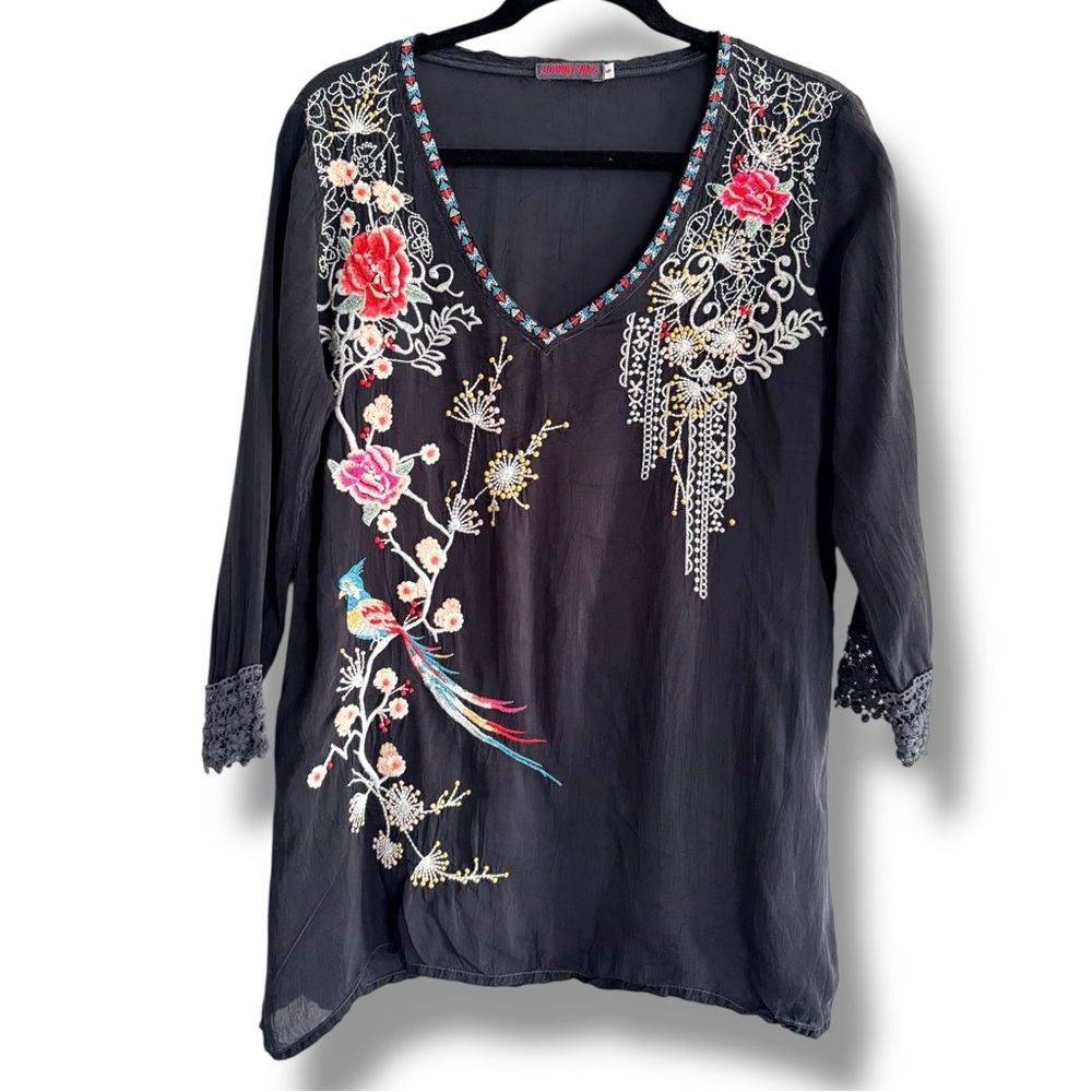 Johnny Was Heavily Embroidered V Neck Top Size Small Black